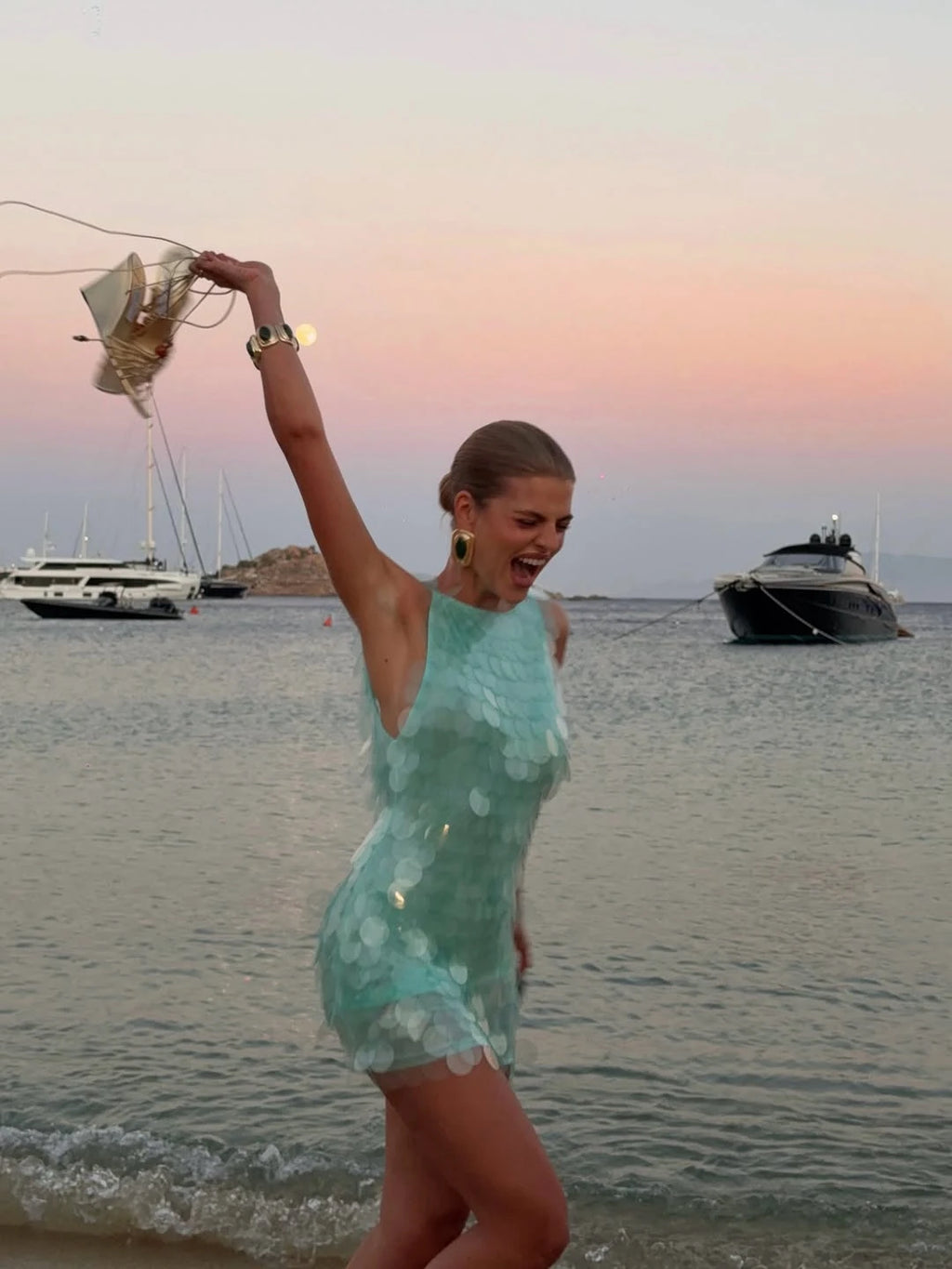 Mini-Robe Paillettes Dos Nu | Taille Haute Sans Manches | Plage, Fêtes & Clubs
