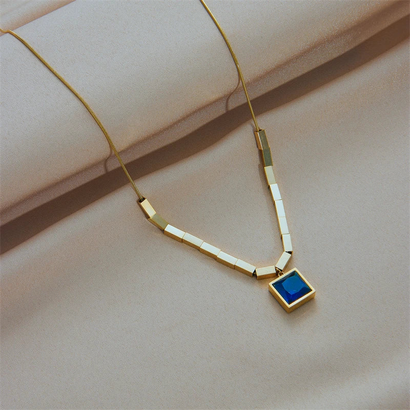 Collier Femme Zircon Bleu | Acier Inoxydable 316L | Chaîne Clavicule Géométrique