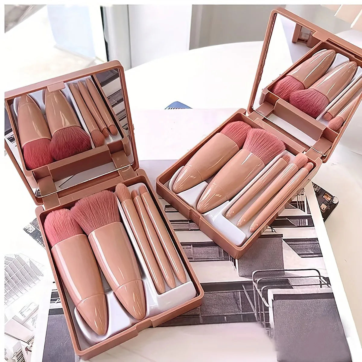 Kit Pinceaux Maquillage Voyage 5 Pièces avec Miroir Pliable | Mini Set Luxe