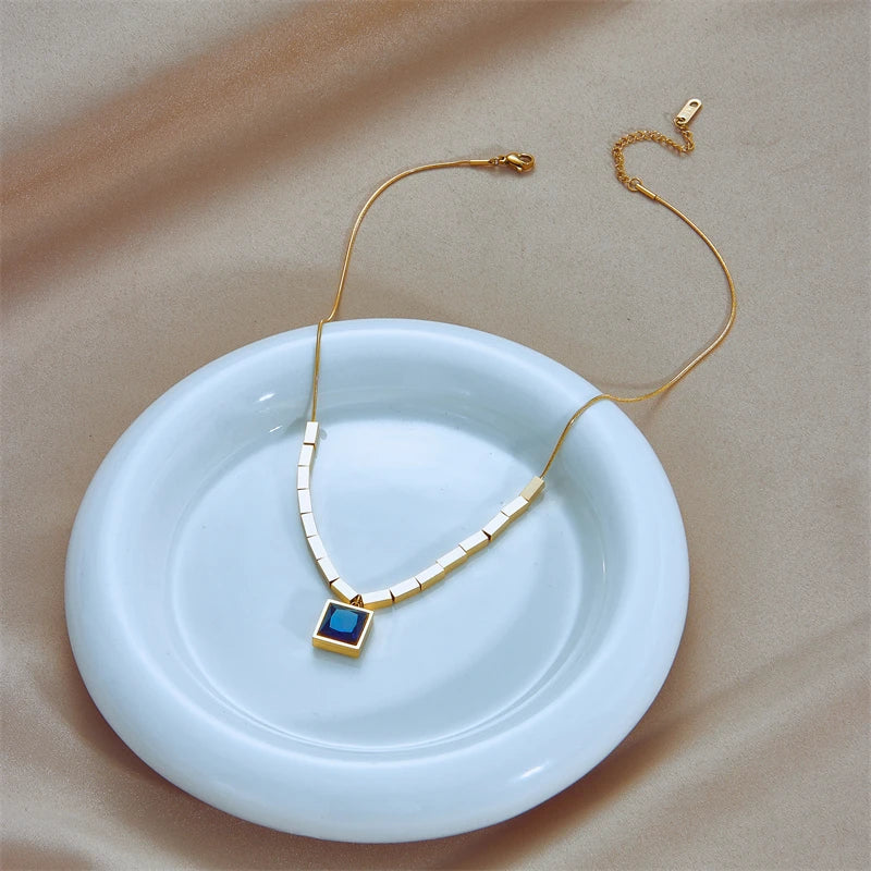 Collier Femme Zircon Bleu | Acier Inoxydable 316L | Chaîne Clavicule Géométrique